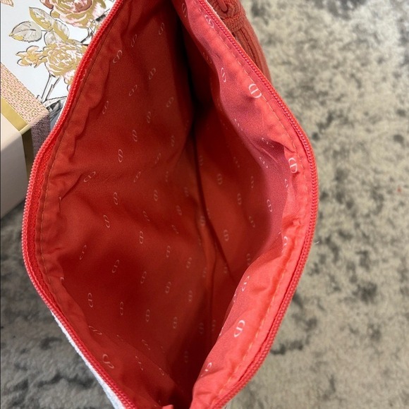 Christian Dior Giftable Set J'adore and Cosmetic Bag Pouch with Box New - Picture 8 of 9